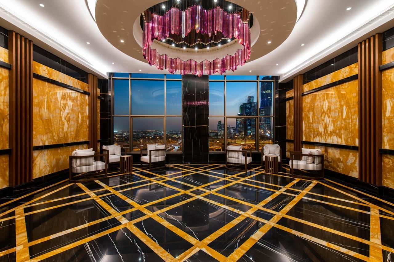 فندق وشقق موفنبيك الرياض المظهر الخارجي الصورة The lobby of the Ritz-Carlton, Dubai
