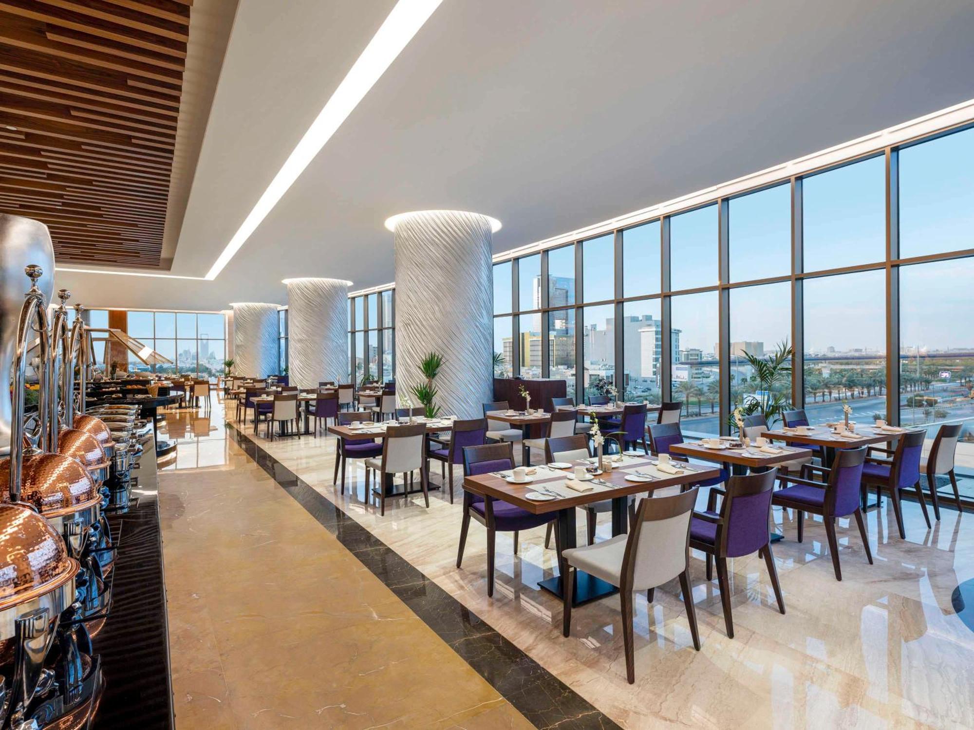 فندق وشقق موفنبيك الرياض المظهر الخارجي الصورة The restaurant